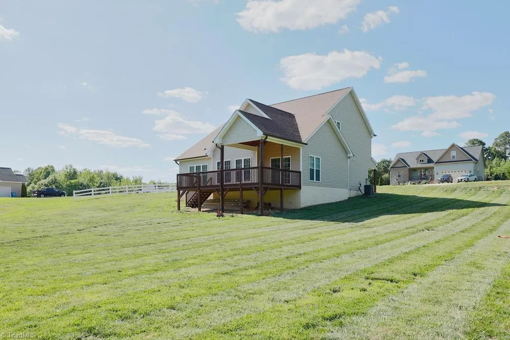4908 Gordon Farm Way Browns Summit, NC 27214