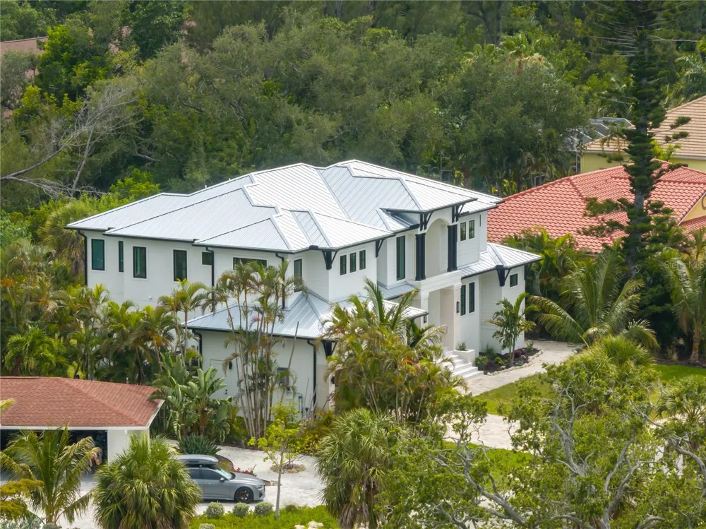 626 BUTTONWOOD DRIVE Longboat Key, FL 34228