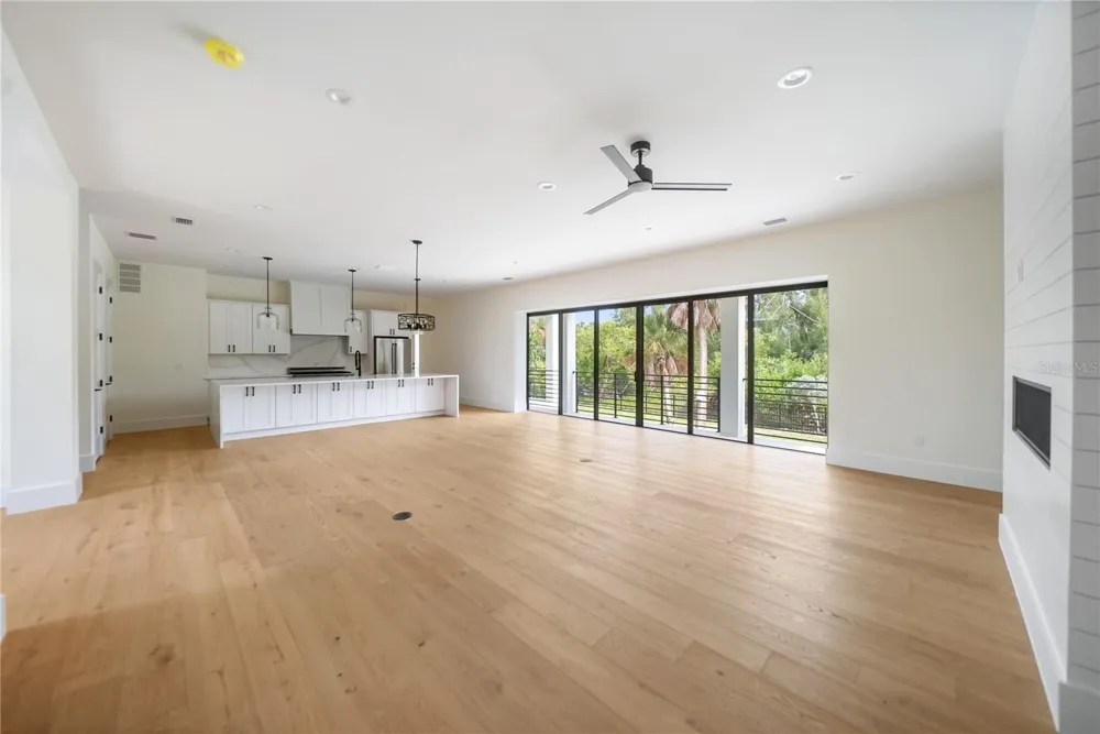 626 BUTTONWOOD DRIVE Longboat Key, FL 34228