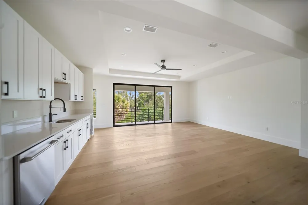 626 BUTTONWOOD DRIVE Longboat Key, FL 34228
