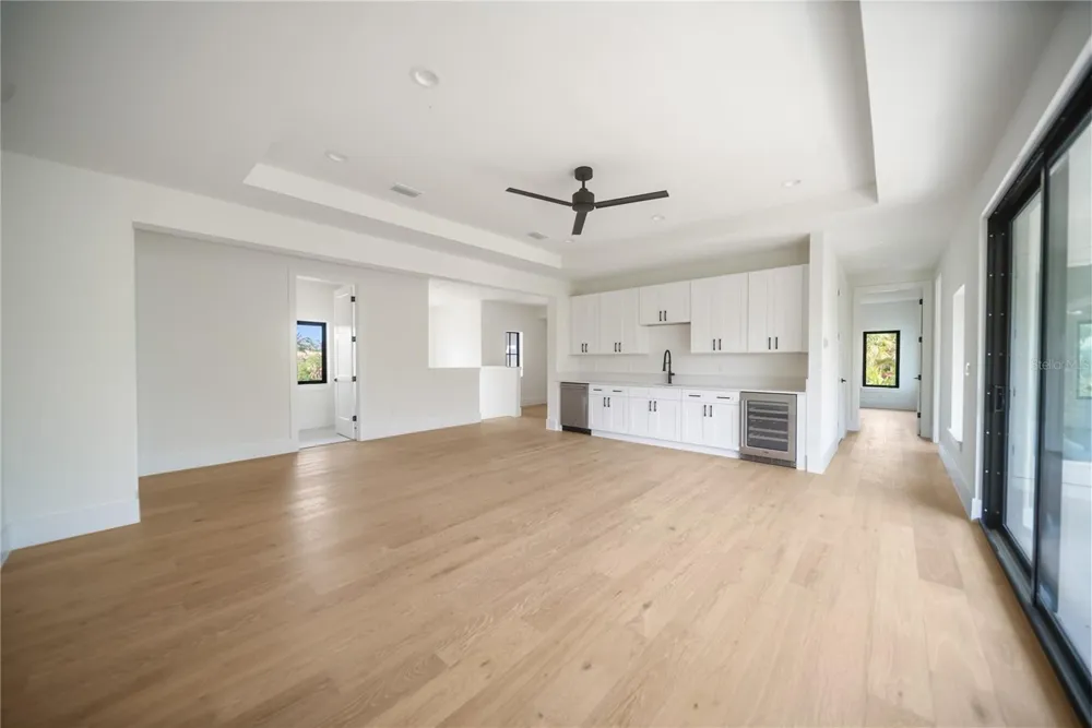 626 BUTTONWOOD DRIVE Longboat Key, FL 34228