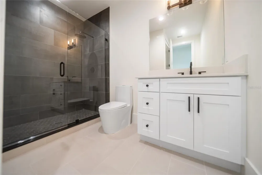 626 BUTTONWOOD DRIVE Longboat Key, FL 34228