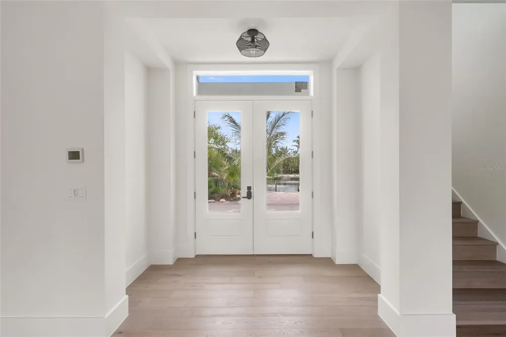 626 BUTTONWOOD DRIVE Longboat Key, FL 34228