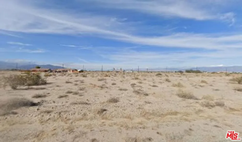 2483 Shore King Avenue Thermal, CA 92274