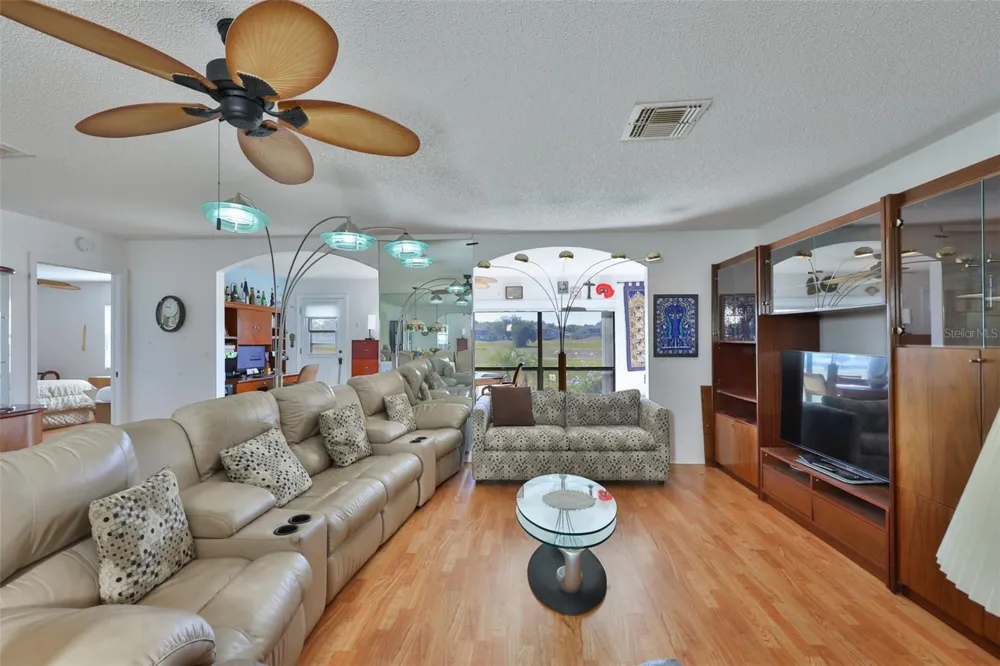 2611 LANCASTER DRIVE #33 Sun City Center, FL 33573