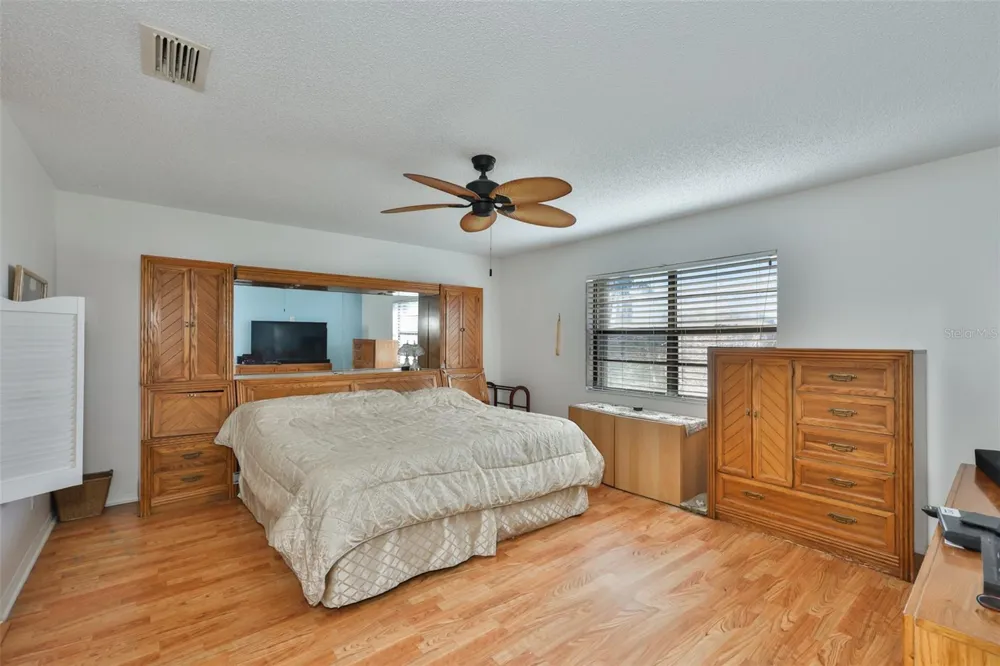 2611 LANCASTER DRIVE #33 Sun City Center, FL 33573