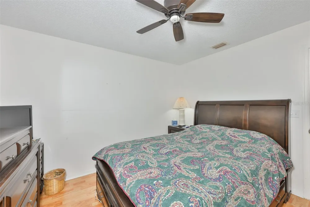 2611 LANCASTER DRIVE #33 Sun City Center, FL 33573
