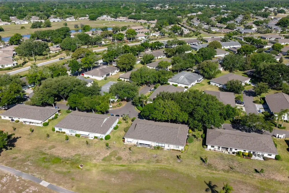 2611 LANCASTER DRIVE #33 Sun City Center, FL 33573
