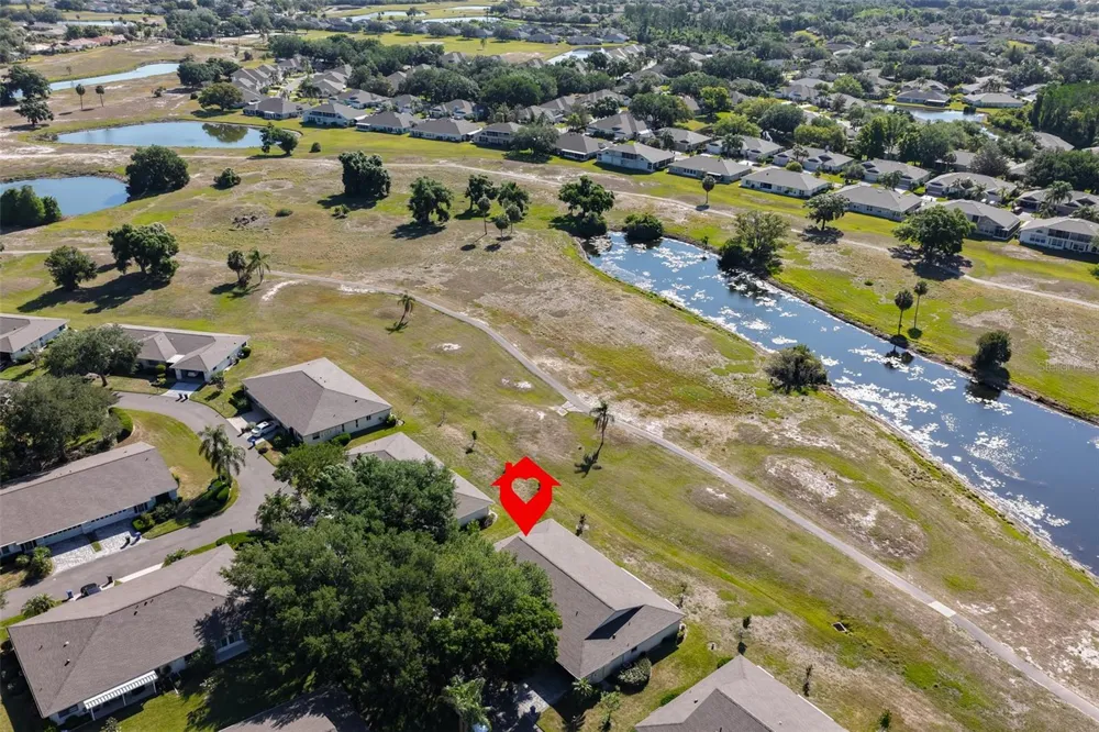 2611 LANCASTER DRIVE #33 Sun City Center, FL 33573