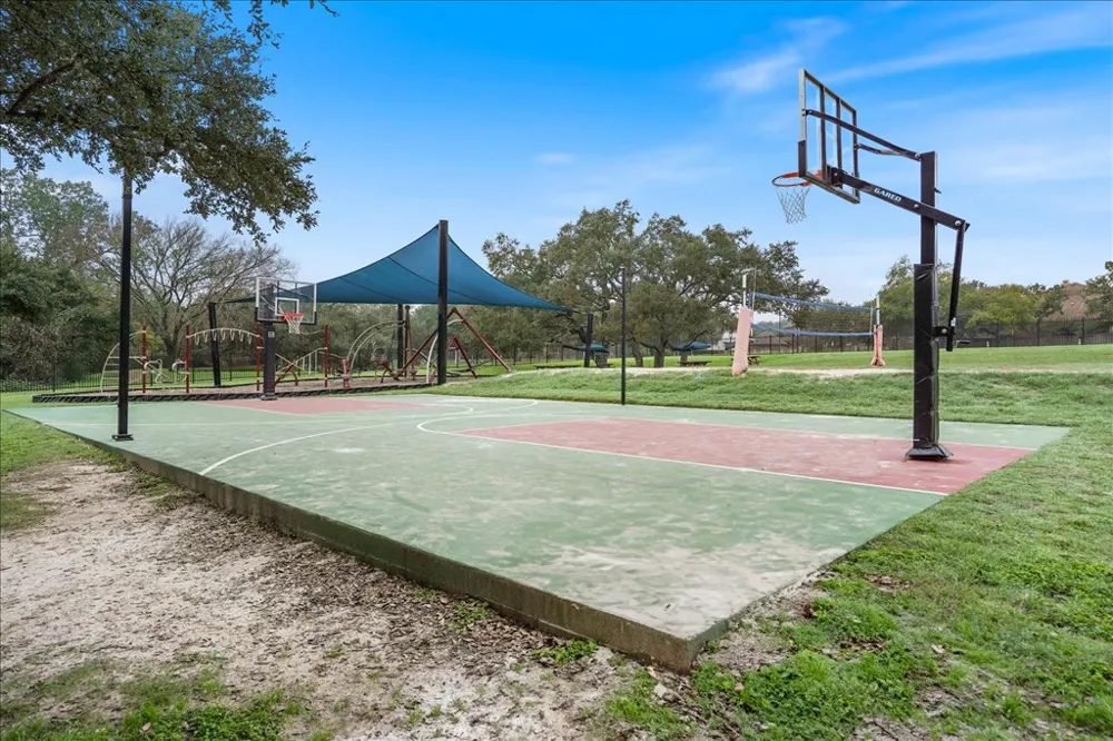 10801 Beachmont Lane Austin, TX 78739