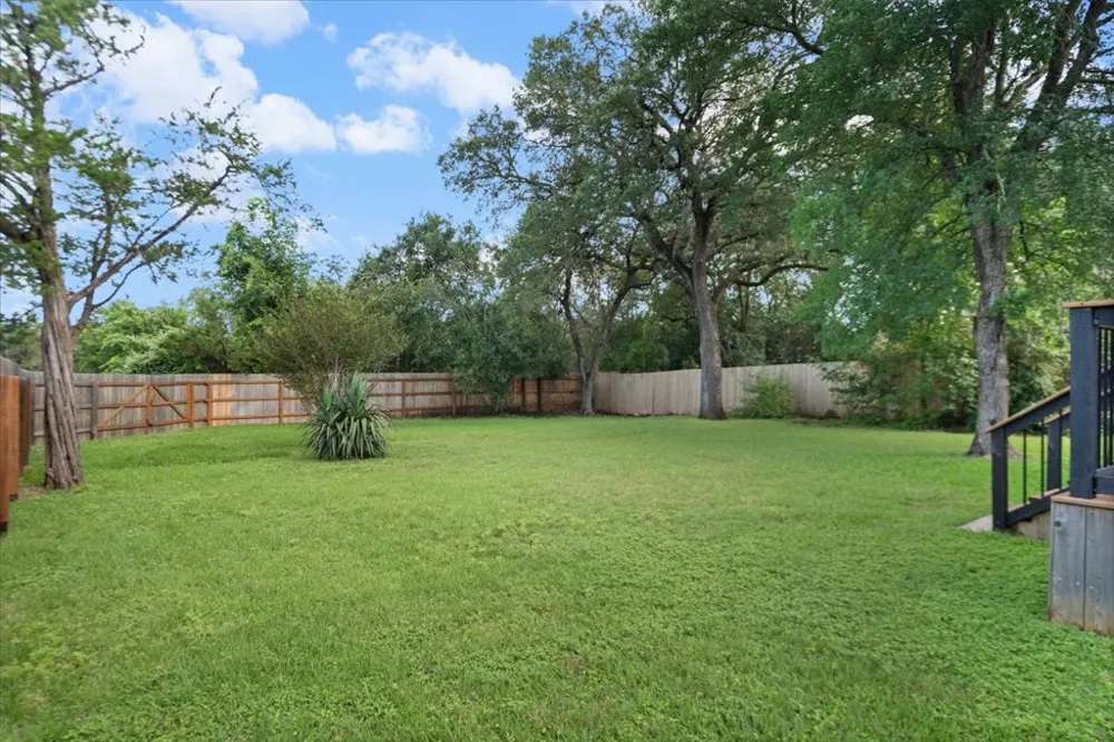 10801 Beachmont Lane Austin, TX 78739