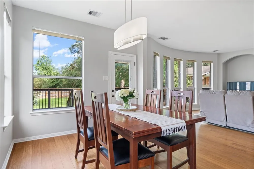 10801 Beachmont Lane Austin, TX 78739