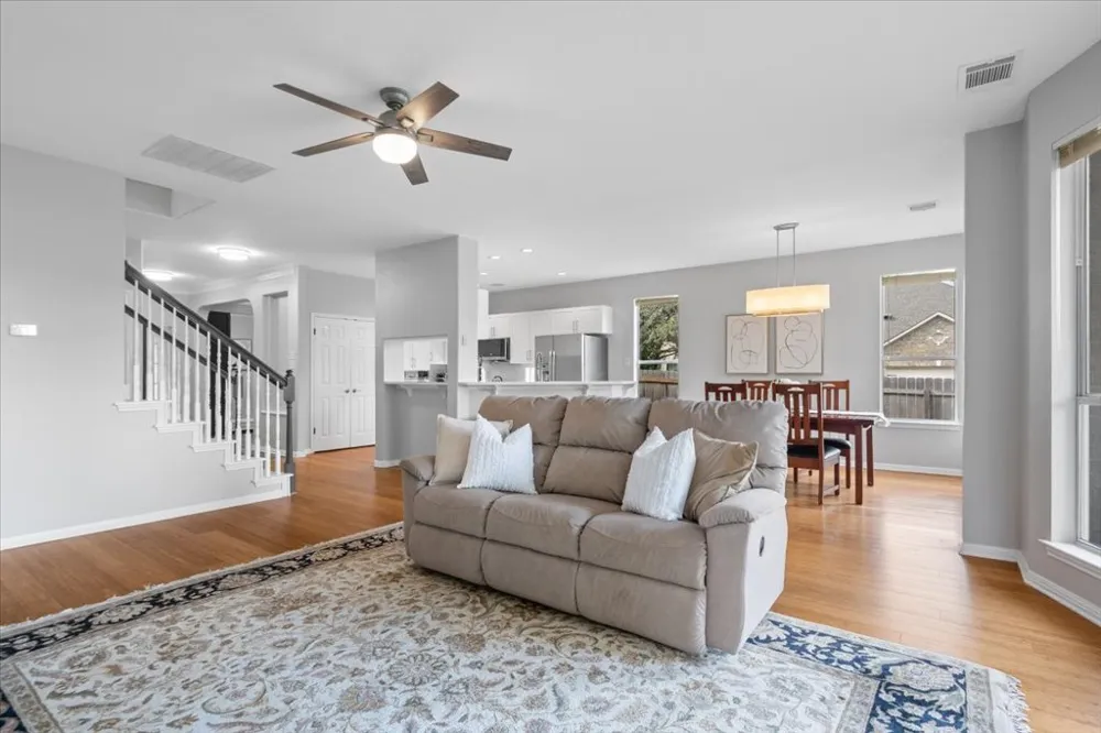10801 Beachmont Lane Austin, TX 78739