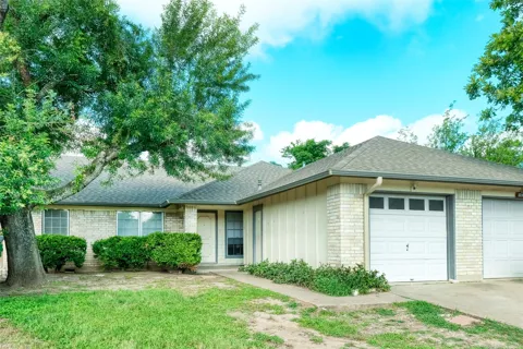107 Nicole Cove #B