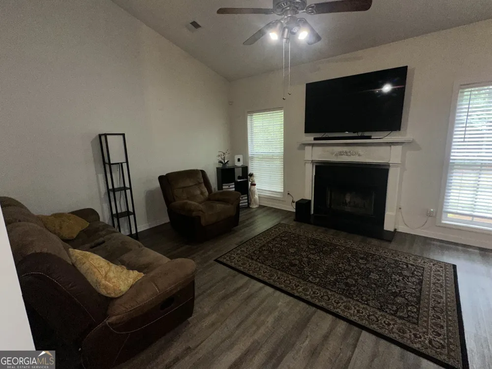 1017 Willow Crest LNDG Austell, GA 30168