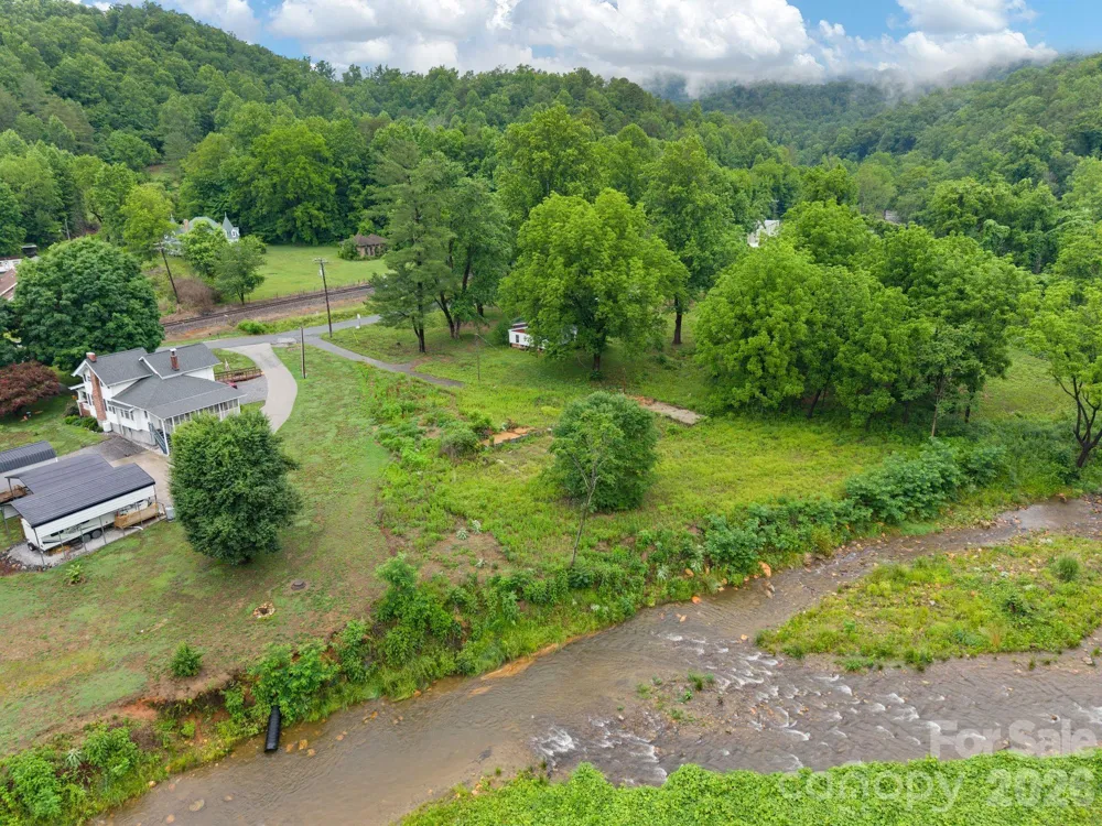 450 Orchard Street Old Fort, NC 28762