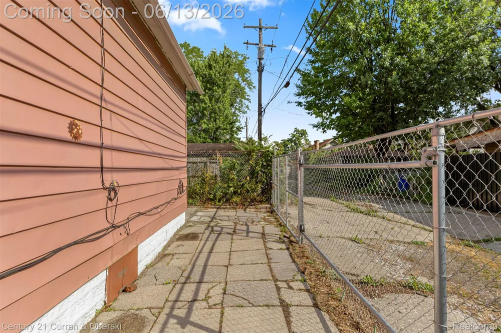 3438 Randall Street Detroit City, MI 48216