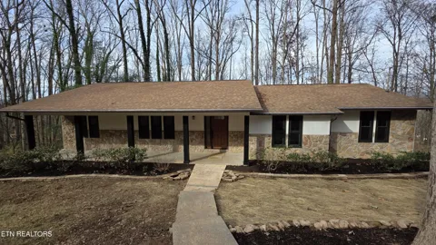 1135 W Outer Drive