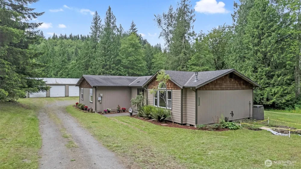 39322 310th Avenue SE Enumclaw, WA 98022