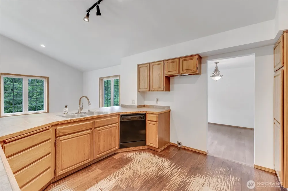 39322 310th Avenue SE Enumclaw, WA 98022