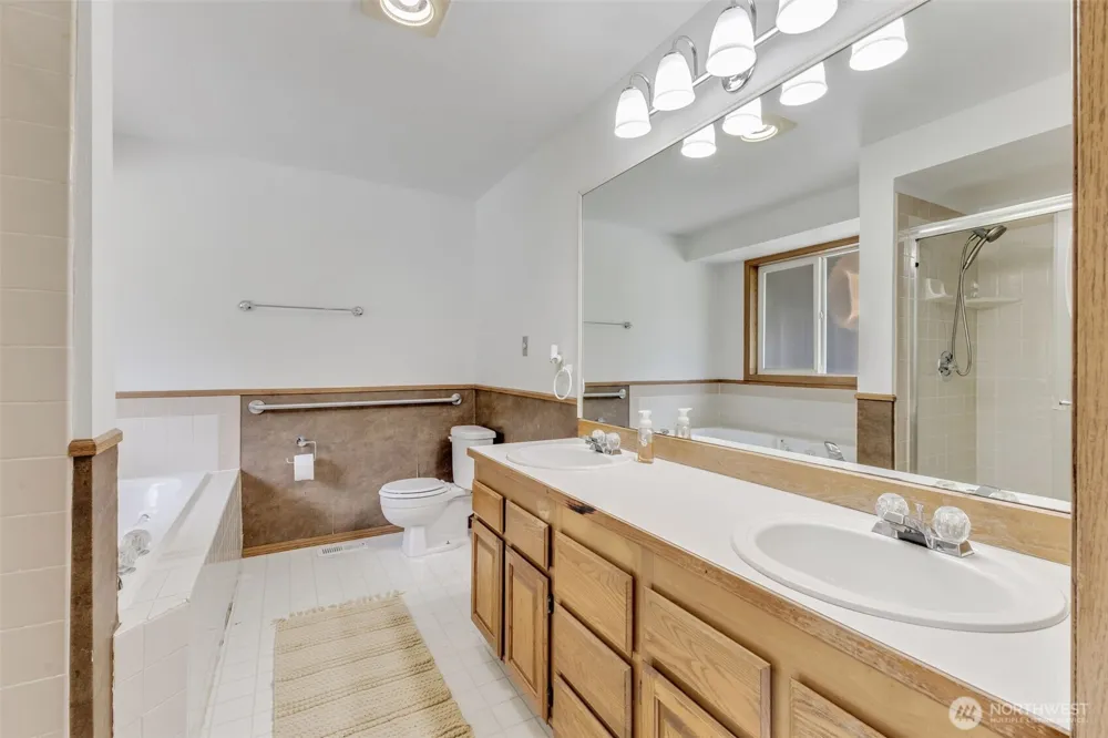 39322 310th Avenue SE Enumclaw, WA 98022