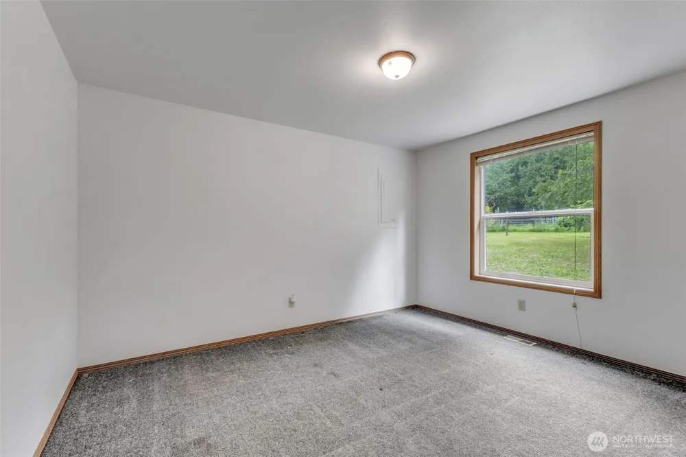 39322 310th Avenue SE Enumclaw, WA 98022