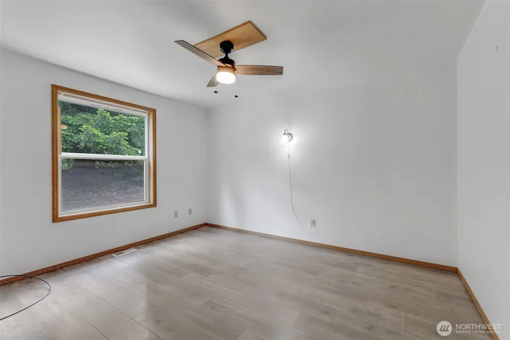 39322 310th Avenue SE Enumclaw, WA 98022