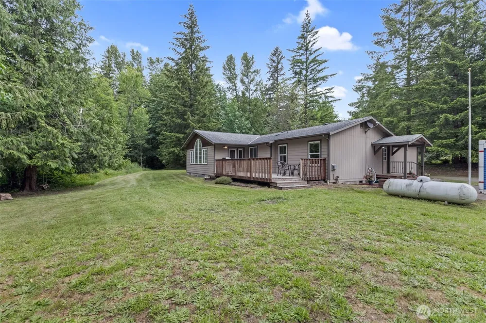 39322 310th Avenue SE Enumclaw, WA 98022