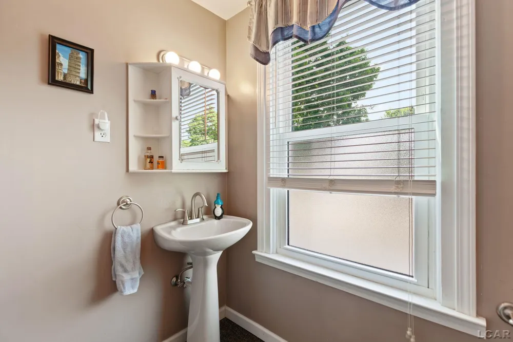 807 Conklin Drive Tecumseh City, MI 49286