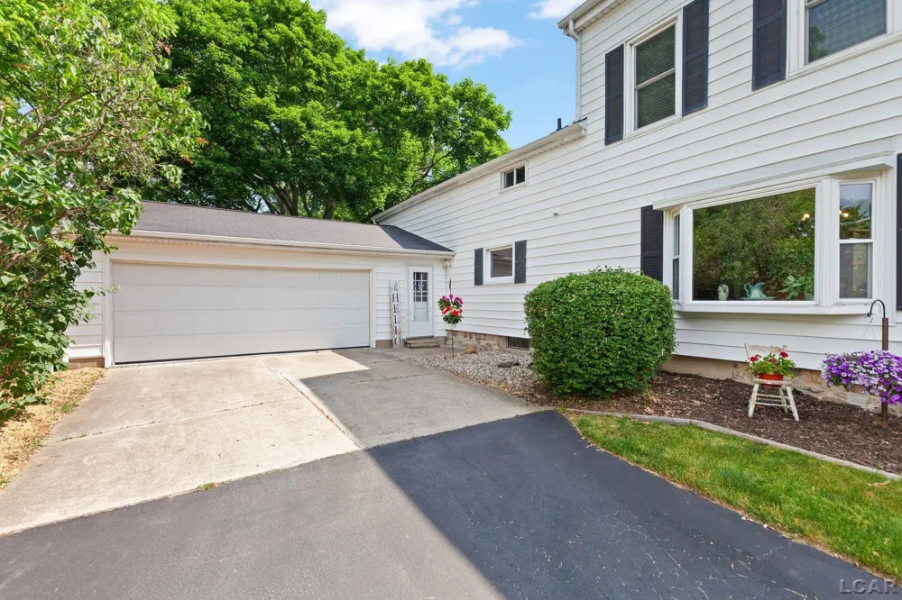 807 Conklin Drive Tecumseh City, MI 49286