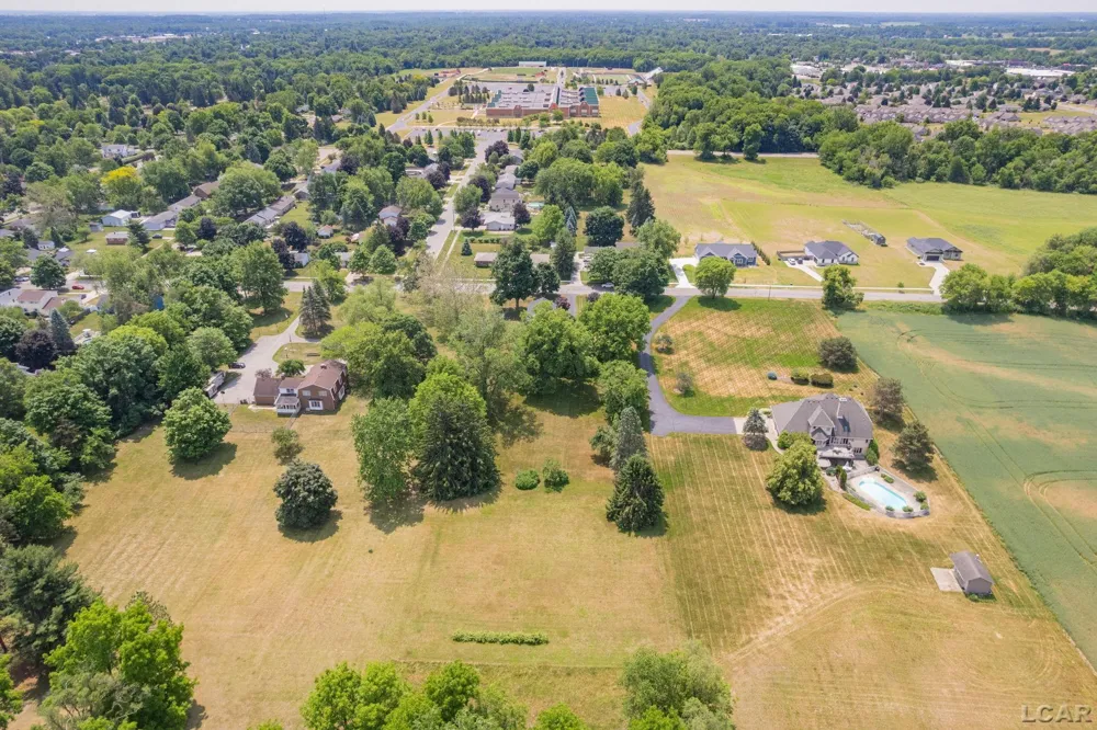 807 Conklin Drive Tecumseh City, MI 49286