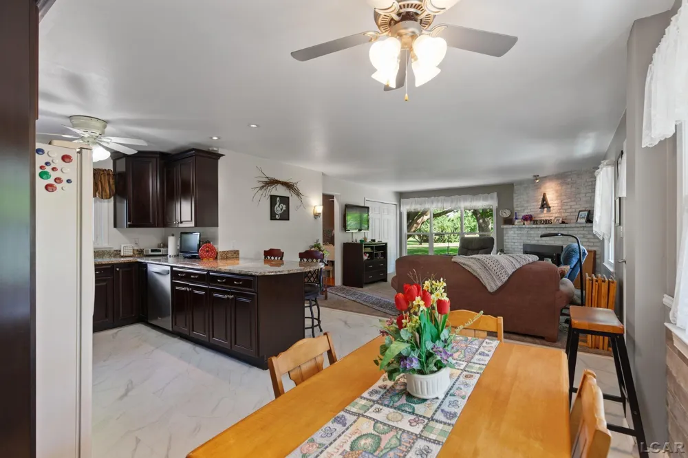 807 Conklin Drive Tecumseh City, MI 49286