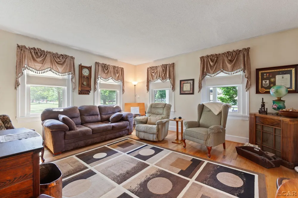 807 Conklin Drive Tecumseh City, MI 49286
