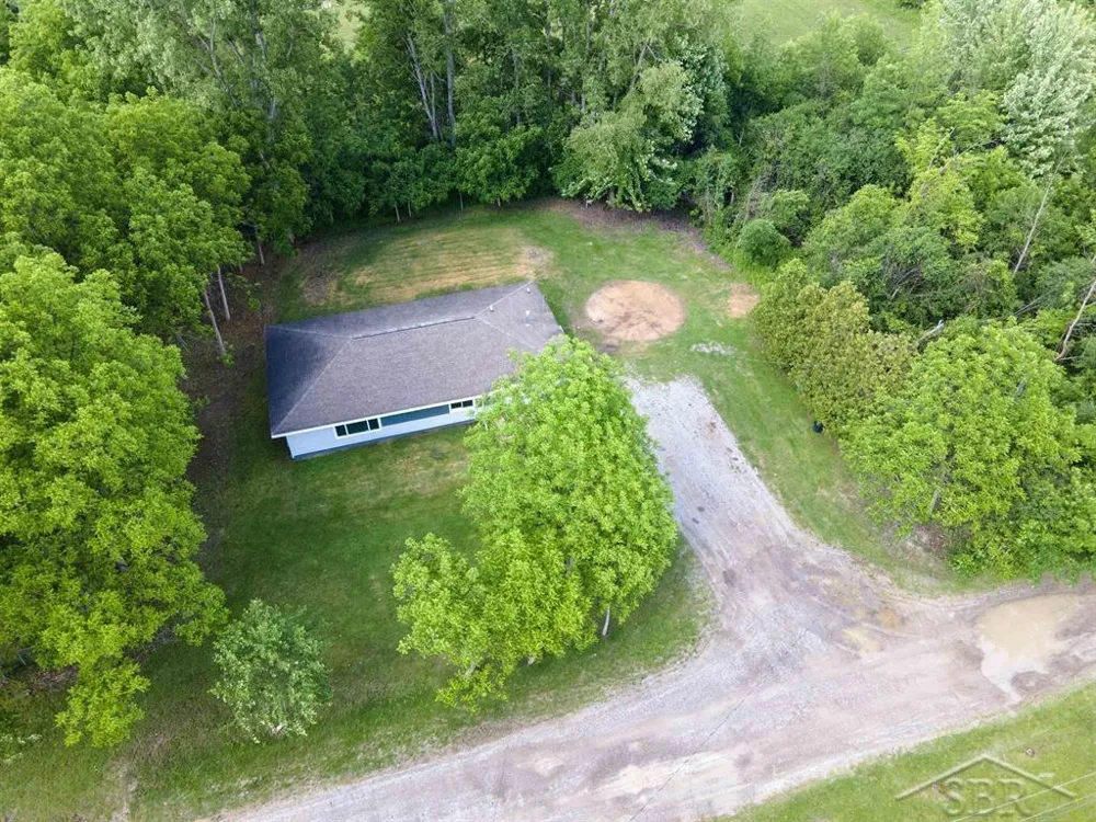 62 Five Mile Road Homer Township, MI 48640