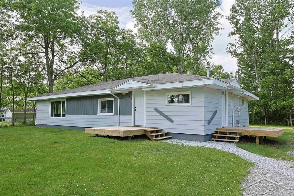 62 Five Mile Road Homer Township, MI 48640
