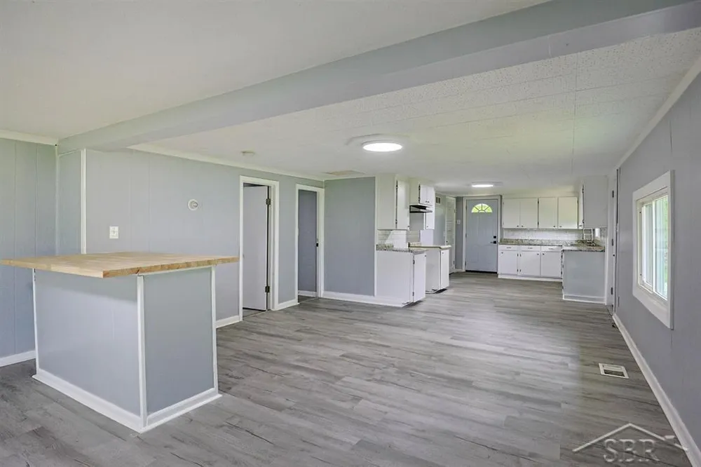62 Five Mile Road Homer Township, MI 48640