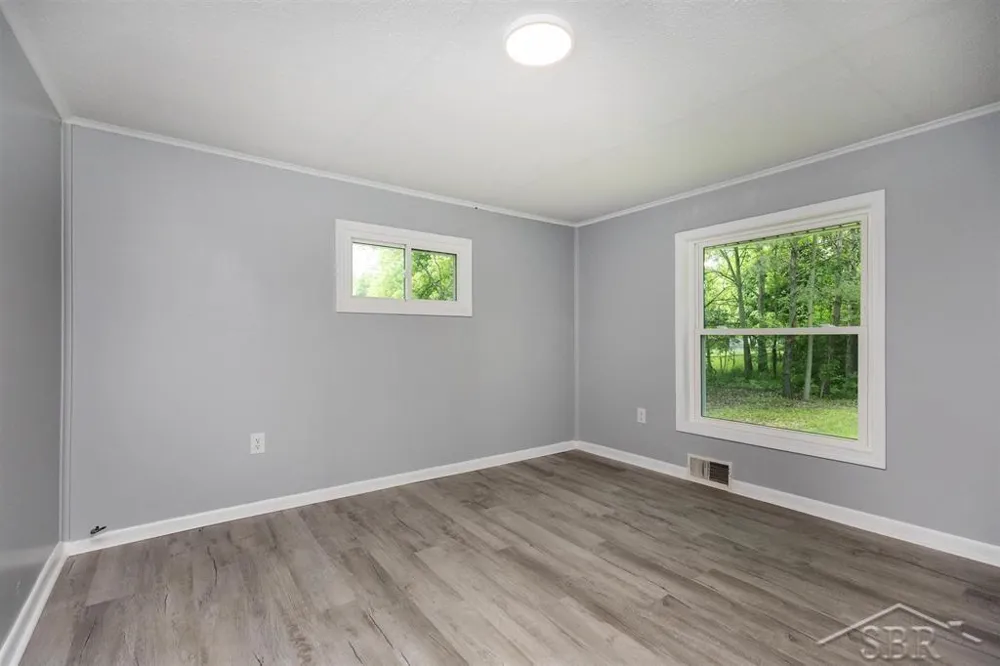 62 Five Mile Road Homer Township, MI 48640