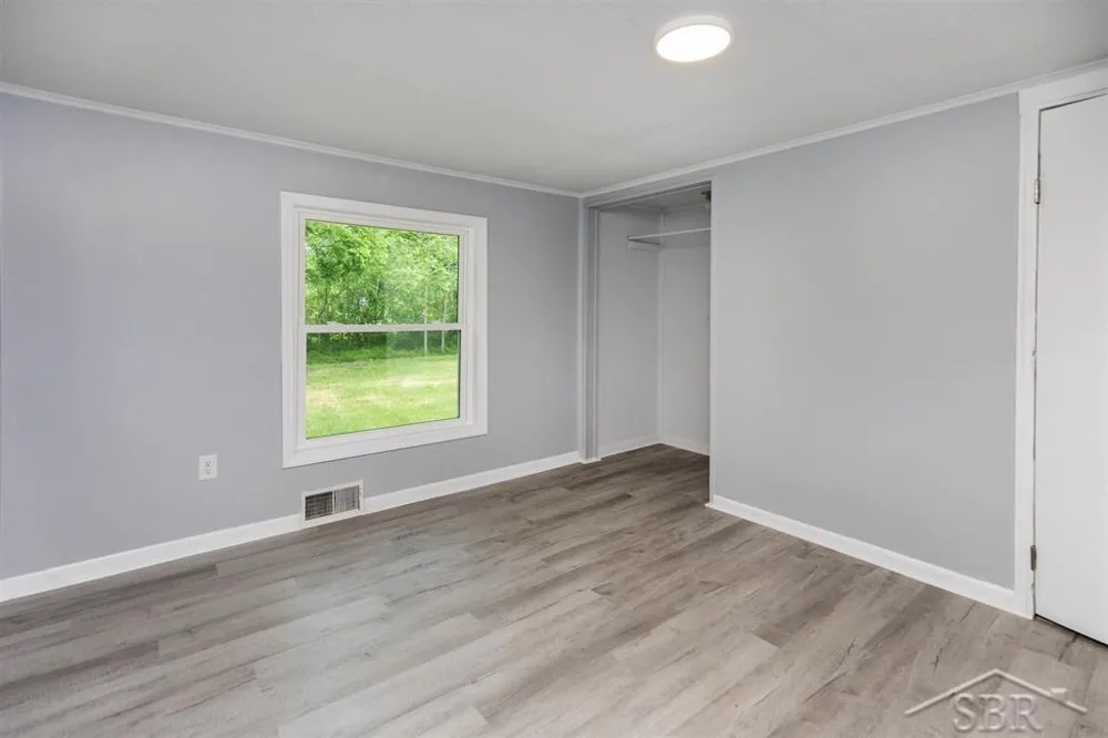 62 Five Mile Road Homer Township, MI 48640