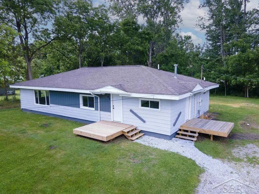 62 Five Mile Road Homer Township, MI 48640