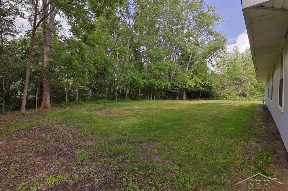 62 Five Mile Road Homer Township, MI 48640