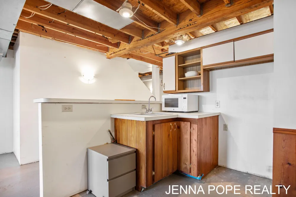 3860 Wilson Beach Road Cedar Creek Township, MI 49457