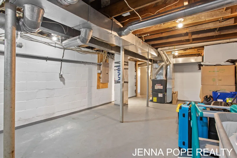 3860 Wilson Beach Road Cedar Creek Township, MI 49457