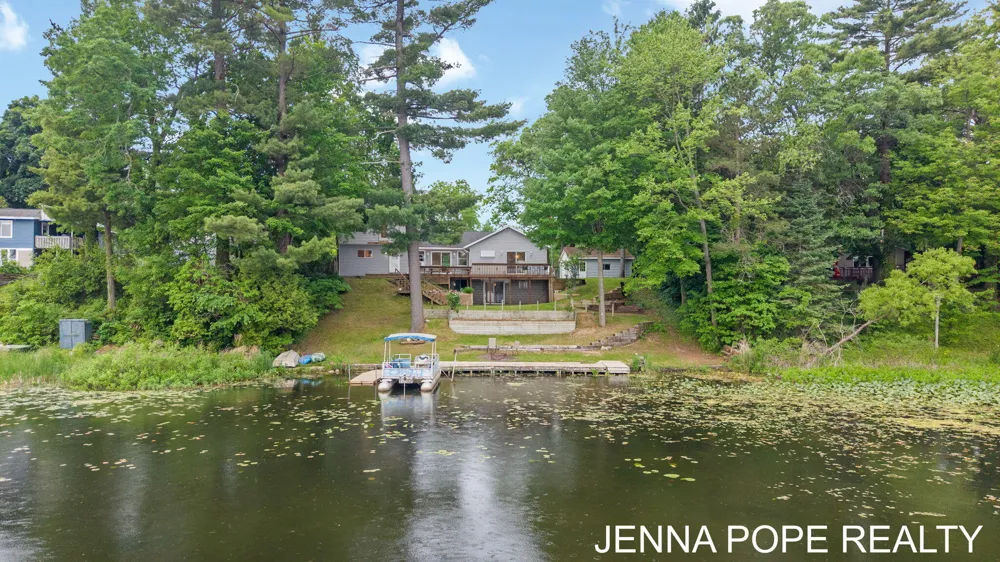 3860 Wilson Beach Road Cedar Creek Township, MI 49457