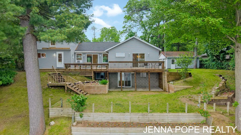 3860 Wilson Beach Road Cedar Creek Township, MI 49457