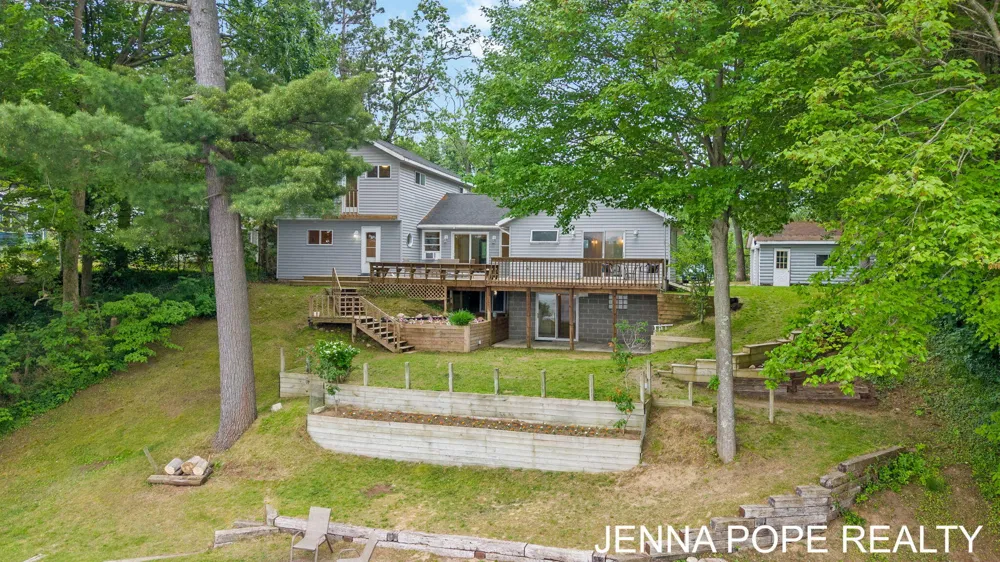 3860 Wilson Beach Road Cedar Creek Township, MI 49457