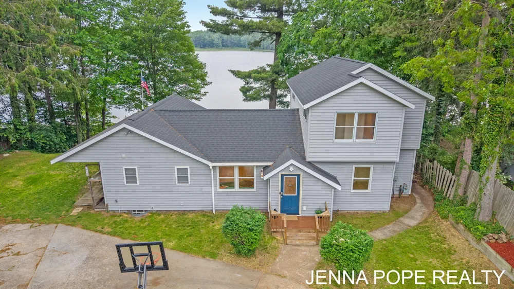 3860 Wilson Beach Road Cedar Creek Township, MI 49457