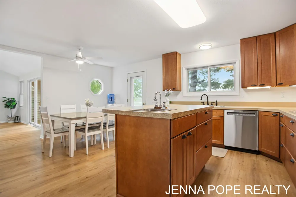 3860 Wilson Beach Road Cedar Creek Township, MI 49457
