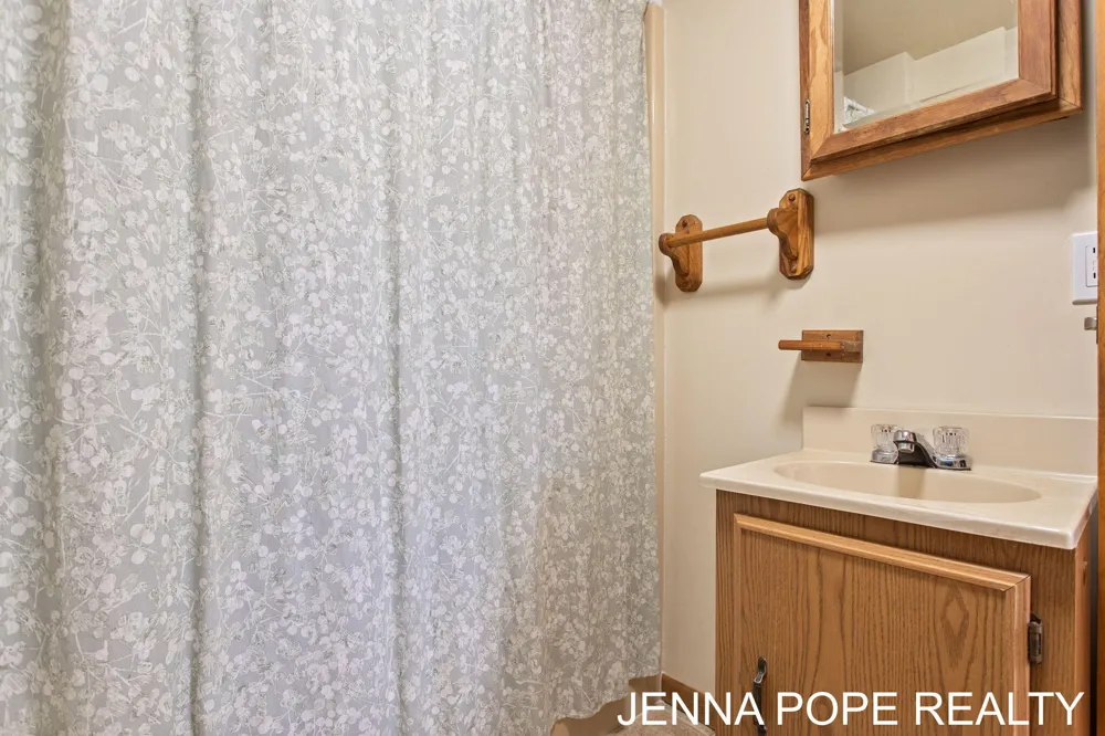 3860 Wilson Beach Road Cedar Creek Township, MI 49457
