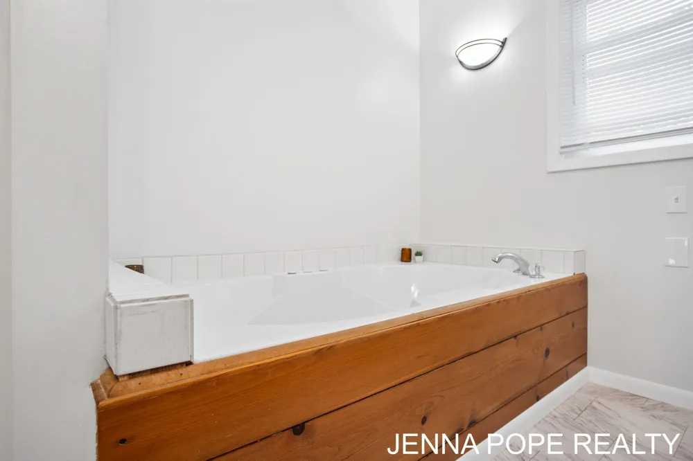 3860 Wilson Beach Road Cedar Creek Township, MI 49457