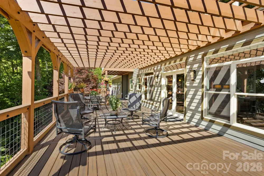 426 Eagle Ridge Road Zirconia, NC 28790